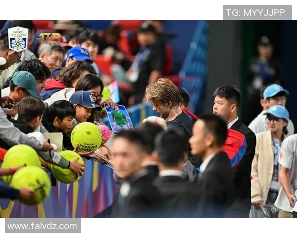 上海网球队的转型之路:从传统到现代的深度解析与展望 上海网球队的转型之路:从传统到现代的深度解析与展望