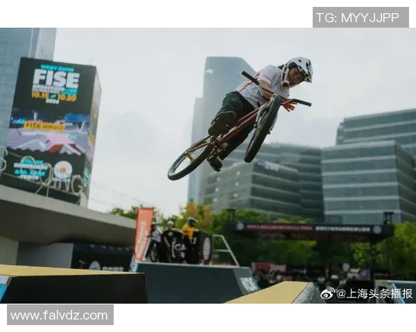 上海极限运动队协作创新引发热议探索极限运动的新未来 上海极限运动队协作创新引发热议探索极限运动的新未来