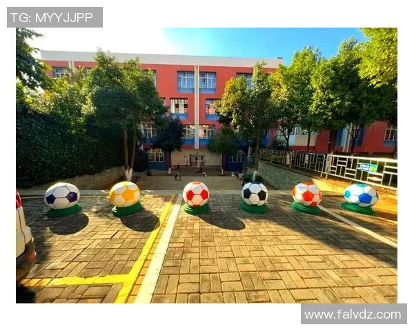 手工立体足球的创意制作与玩法探索，开启你的足球艺术之旅