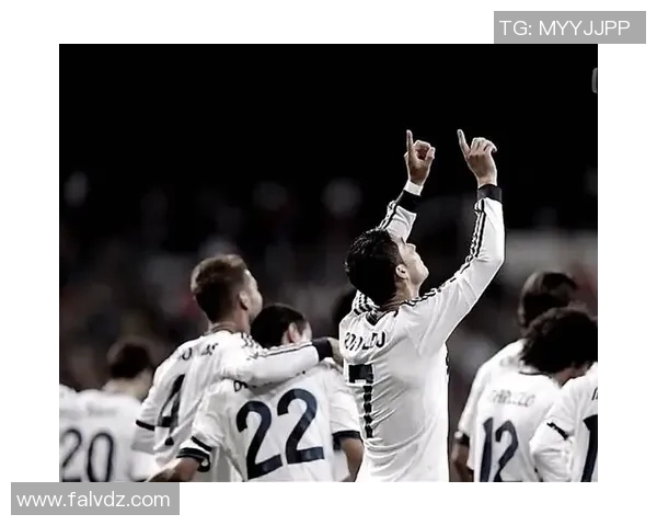 绿茵传奇：一位足球名将的荣耀与梦想之旅